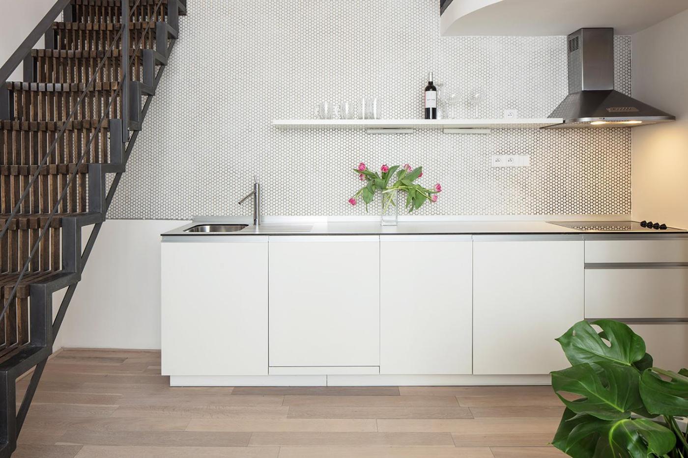 Holeckova Apartments Прага Экстерьер фото