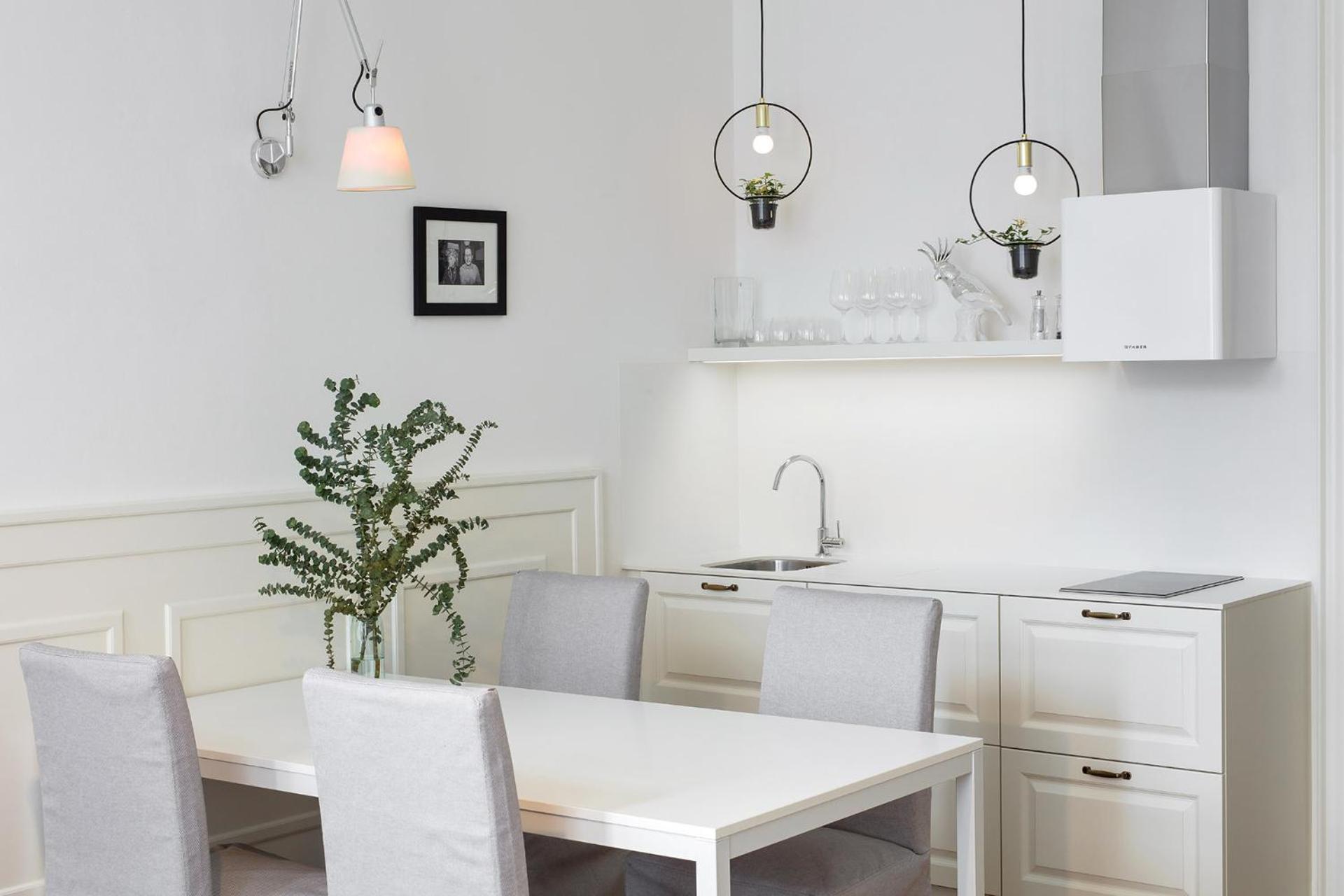 Holeckova Apartments Прага Экстерьер фото