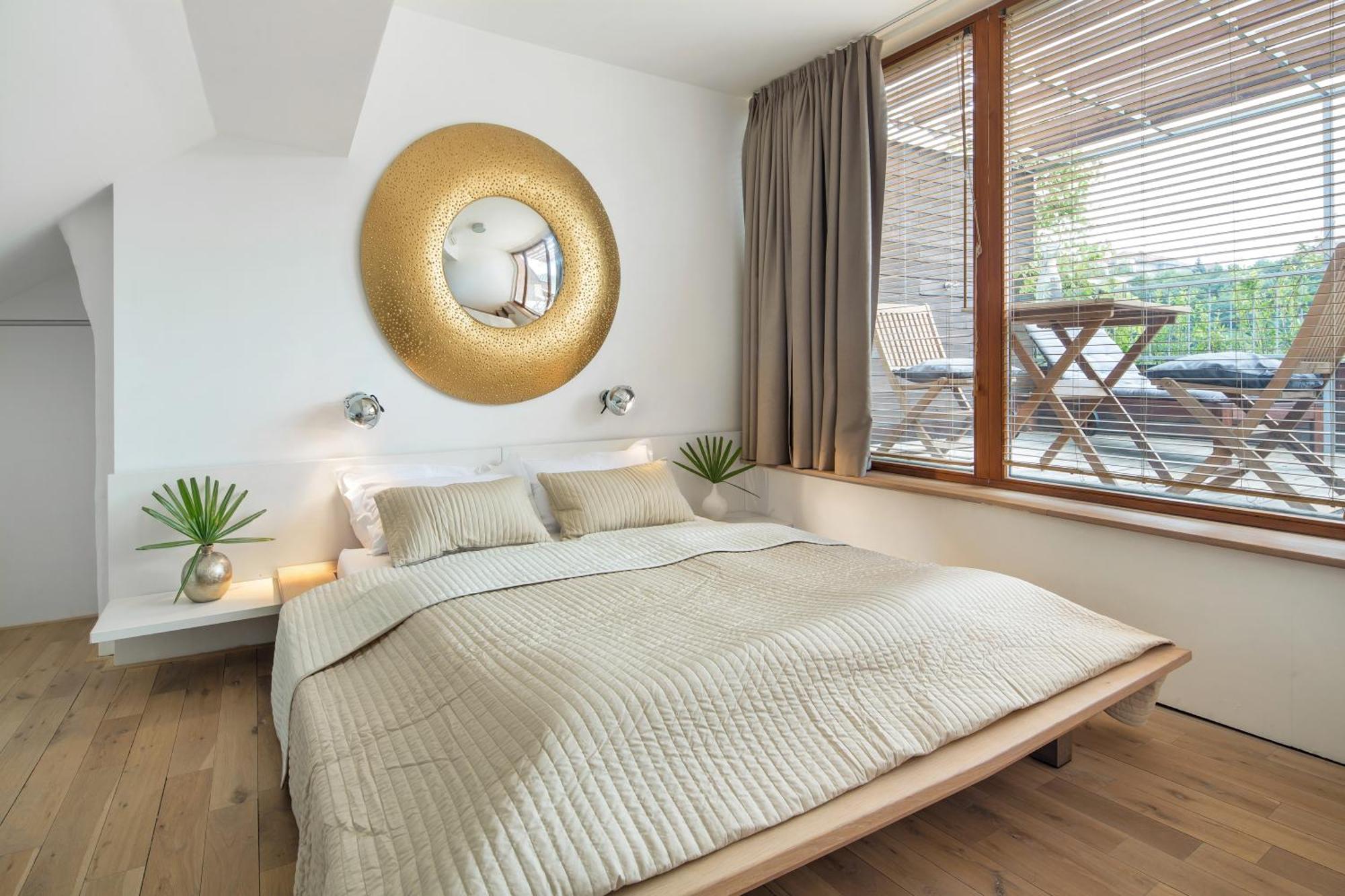 Holeckova Apartments Прага Экстерьер фото